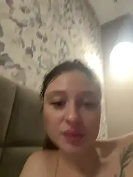 Kimsweet7 online show from 01.28.25