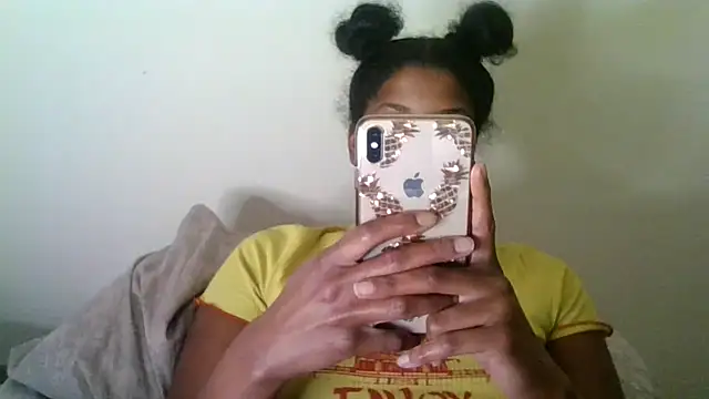 CaramelGoddessxoxo online show from 08.04.26
