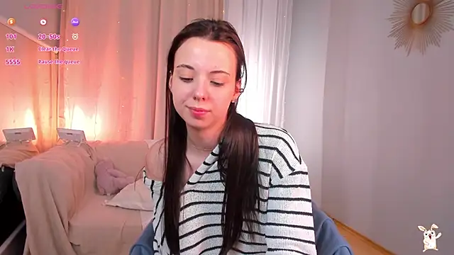 Goldy Grace  online show from 05.17.26