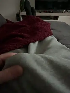 Snapshot of Ben291113 chatting on 12.22.25 Ben291113 online show from 12.22.25