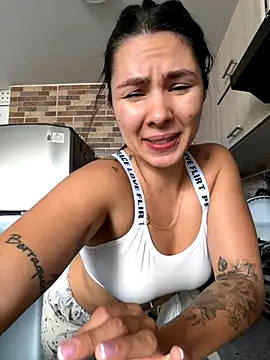 SofiaG  online show from 11.02.25