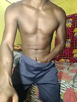 Hunter boy9 online show from 10.18.25