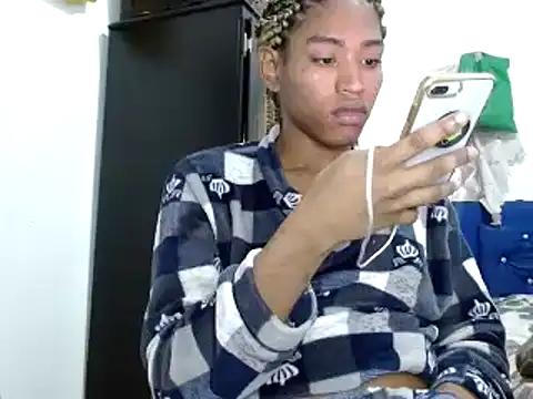 Snapshot of miriam775 chatting on 01.02.25 miriam775 online show from 01.02.25