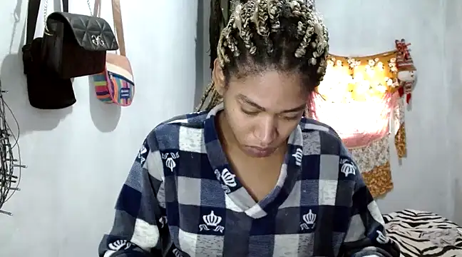 miriam775 online show from 01.28.25