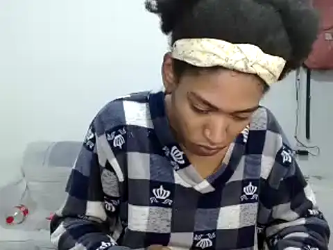 miriam775 online show from 10.15.25