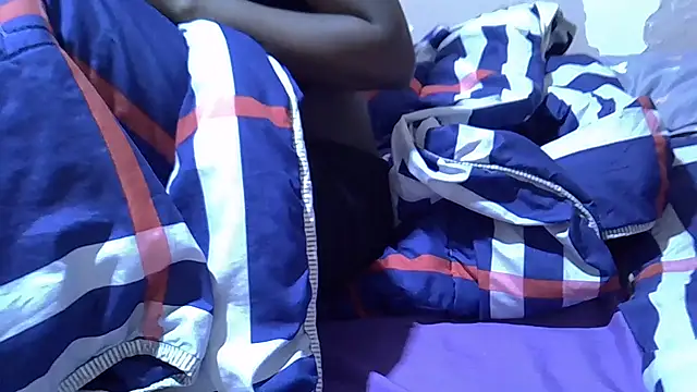 Just Karu online show from 05.05.26
