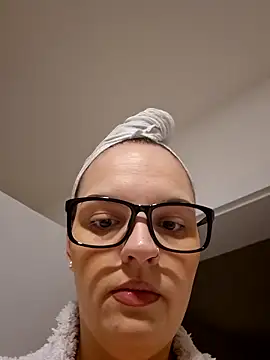 Jujuicy 97 online show from 02.07.26