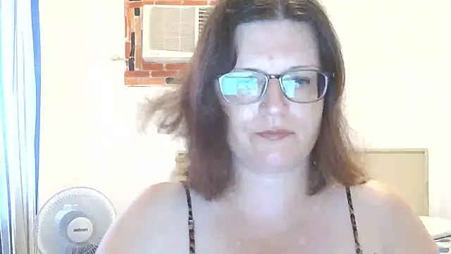 CrimsonMistress online show from 04.23.26