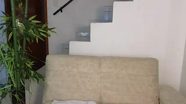 Lorenne Miller online show from 09.11.25