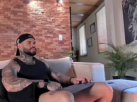 Snapshot of Mrdeklangrey chatting on 01.14.26 Mrdeklangrey online show from 01.14.26