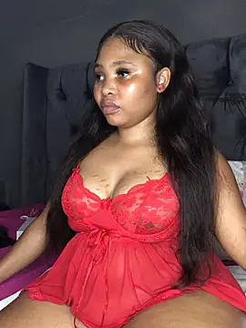 Snapshot of Anaelle24 chatting on 02.14.25 Anaelle24 online show from 02.14.25