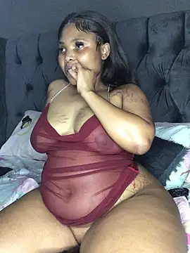 Snapshot of Anaelle24 chatting on 03.13.25 Anaelle24 online show from 03.13.25