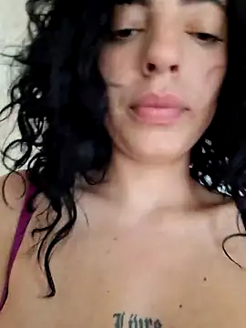 Snapshot of Sweet-diamondxxx chatting on 09.09.25 Sweet-diamondxxx online show from 09.09.25