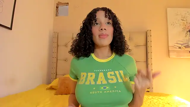 Snapshot of vanesasexyhot21 chatting on 02.05.26 vanesasexyhot21 online show from 02.05.26