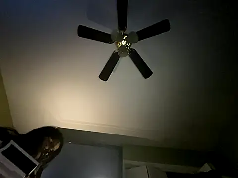 kikiwonderbar online show from 01.09.26