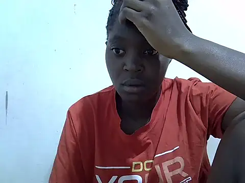 pretty tallgirl online show from 04.30.26
