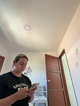 Im Amelia online show from 07.10.26