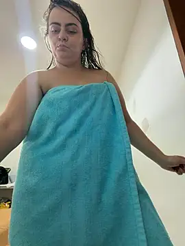 Im Amelia online show from 07.22.26