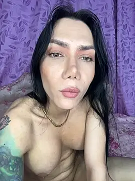 Snapshot of hellendollxxx chatting on 01.12.26 hellendollxxx online show from 01.12.26