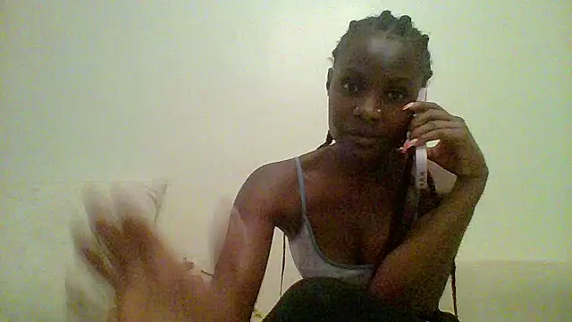 Snapshot of sexxy_sunflower chatting on 12.22.25 sexxy sunflower online show from 12.22.25