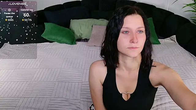 SarahStanley online show from 09.19.25