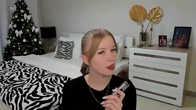 shy  lady online show from 12.05.24