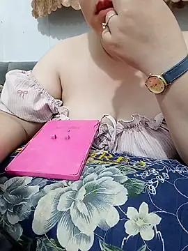 VyOanh2K online show from 07.20.26