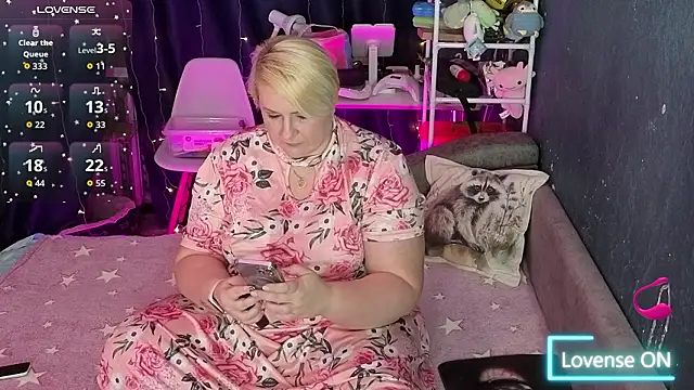 CuteHanna online show from 02.14.26