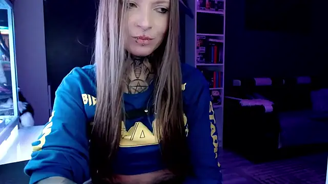 InesGold online show from 02.20.25