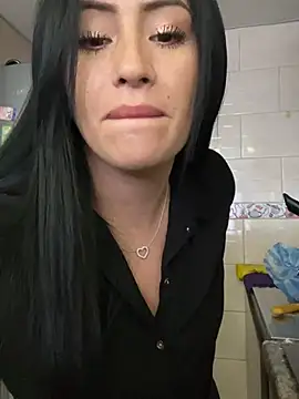 Snapshot of Sara_luna_ chatting on 07.19.26 Sara luna online show from 07.19.26