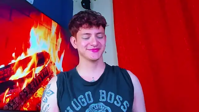 Snapshot of GabyThoms chatting on 12.17.25 GabyThoms online show from 12.17.25