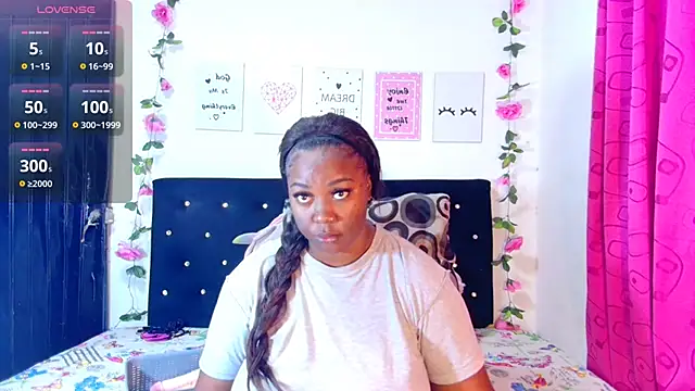 Snapshot of CiaraEbony chatting on 01.19.25 CiaraEbony online show from 01.19.25