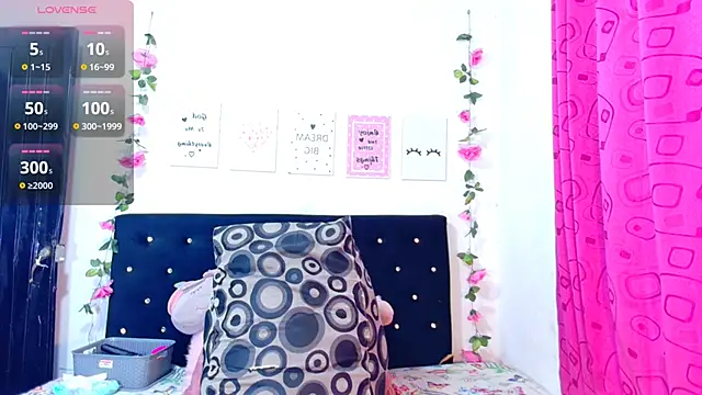 Snapshot of CiaraEbony chatting on 02.22.25 CiaraEbony online show from 02.22.25