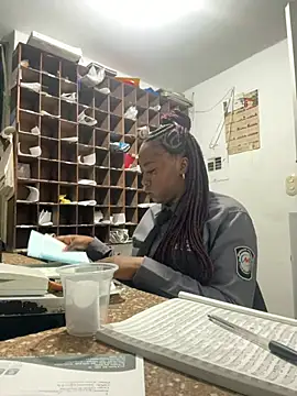 Snapshot of CiaraEbony chatting on 05.15.26 CiaraEbony online show from 05.15.26