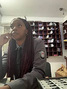 Snapshot of CiaraEbony chatting on 06.17.26 CiaraEbony online show from 06.17.26