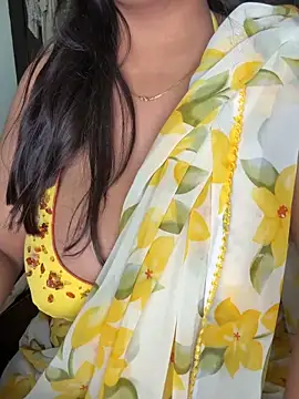 Snapshot of Sexy_Evelynn chatting on 03.03.26 Sexy Evelynn online show from 03.03.26