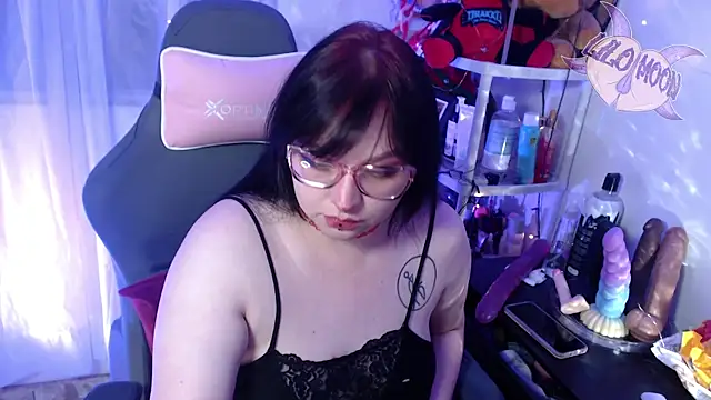 LiloMoon69 online show from 02.23.25