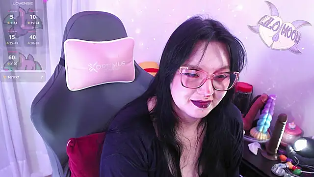 LiloMoon69 online show from 04.28.26
