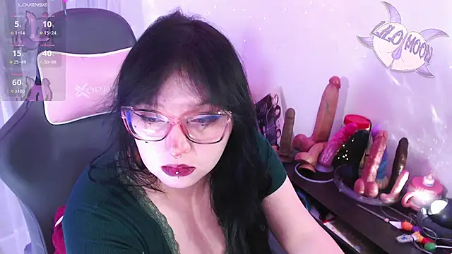 LiloMoon69 online show from 05.04.26