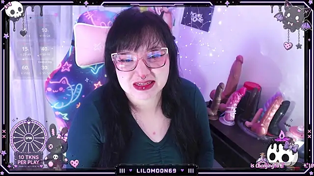 Snapshot of LiloMoon69 chatting on 07.05.26 LiloMoon69 online show from 07.05.26