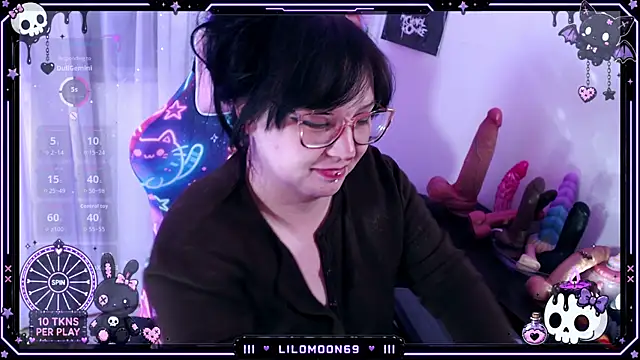 Snapshot of LiloMoon69 chatting on 07.28.26 LiloMoon69 online show from 07.28.26