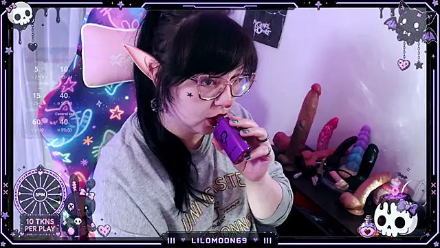 Snapshot of LiloMoon69 chatting on 07.29.26 LiloMoon69 online show from 07.29.26