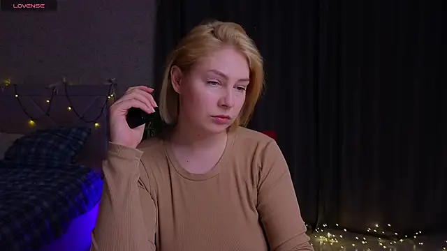 Snapshot of Catherine_River chatting on 02.18.26 Catherine River online show from 02.18.26