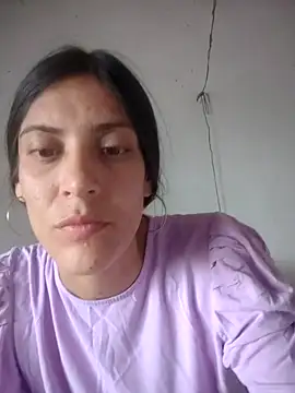 Snapshot of aleja_2024 chatting on 10.04.25 aleja 2024 online show from 10.04.25