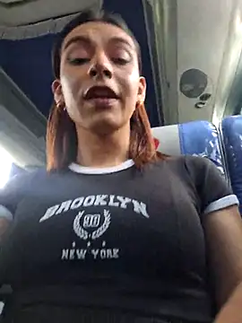 Maiskeen Zamara online show from 12.21.24