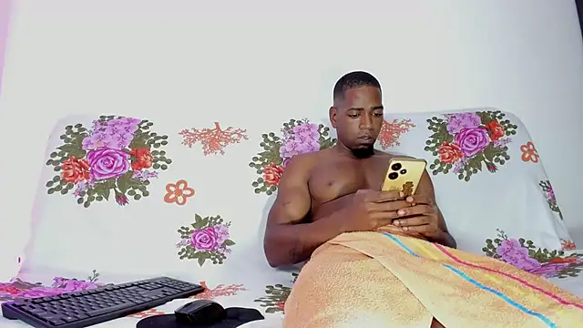 Snapshot of Deliciouscocoa chatting on 03.10.25 Deliciouscocoa online show from 03.10.25