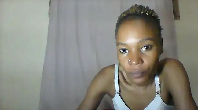 Sweetpetite254 online show from 02.28.25