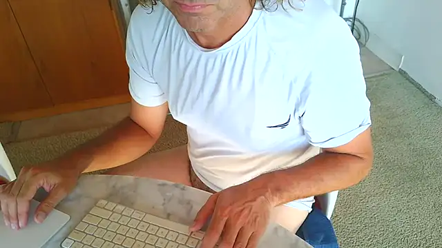 Snapshot of costanza7070 chatting on 06.29.26 costanza7070 online show from 06.29.26