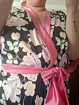 Snapshot of Mara-24 chatting on 01.24.25 Mara-24 online show from 01.24.25