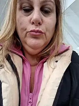 Snapshot of Mara-24 chatting on 02.27.25 Mara-24 online show from 02.27.25